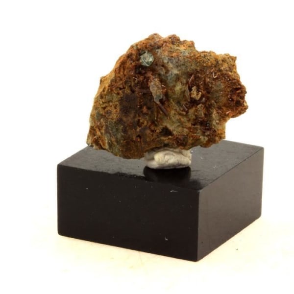 Stenar och mineraler. Vesuvianit + klinoklor. 12,27 ct. Rocher de Farinole, Olmeta-di-Capocorso, Haute-Corse, Frankrike.
