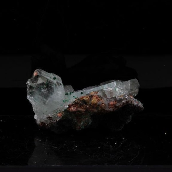Stenar och mineraler. Baryt + Malakit. 154,0 cent. Shangulowé, Kambove, Lualaba, DR Kongo.