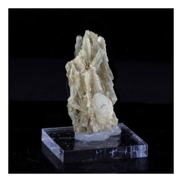 Stenar och mineraler. Klinozoisite. 62,0 ct. Marine de Scala, Canari, Haute-Corse, Frankrike.