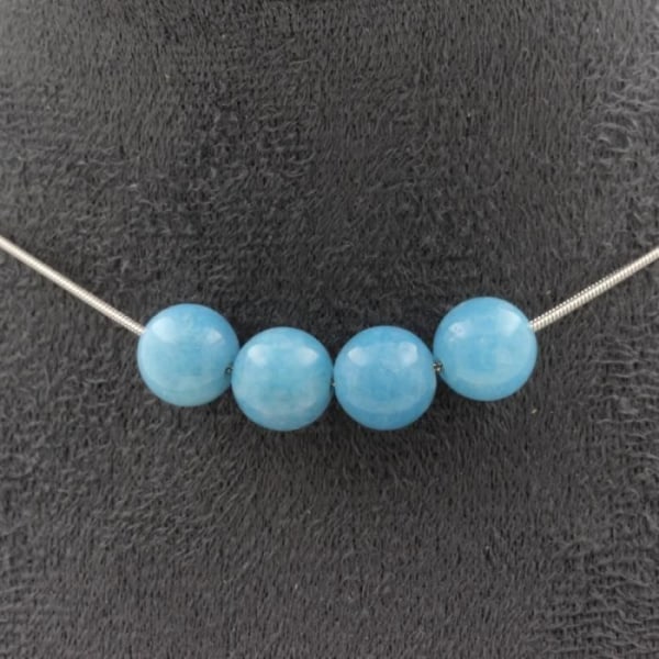 Stenar och mineraler. Halsband med 4 blå Kalcedonpärlor 8 mm. Rostfri kedja Halsband för kvinnor, män. Anpassningsbar storlek