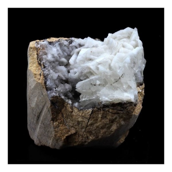 Stenar och mineraler. Kalcit. 622,0 cent. Lamalou-les-Bains, Hérault, Frankrike..