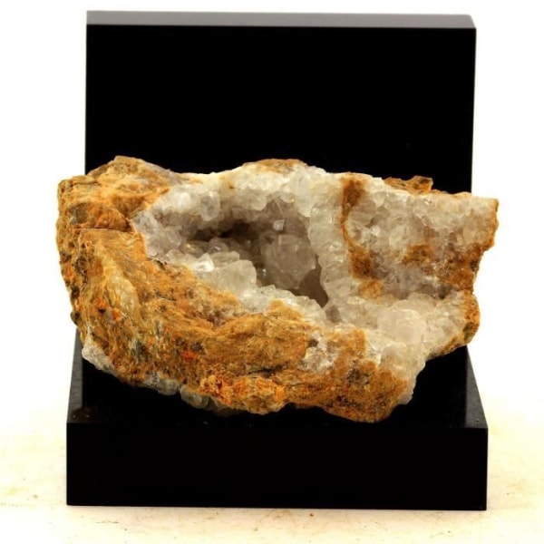 Stenar och mineraler. "Diamant" kalcit. 293,5 cent. Gave de Pau, Pyrénées-Atlantiques, Frankrike.