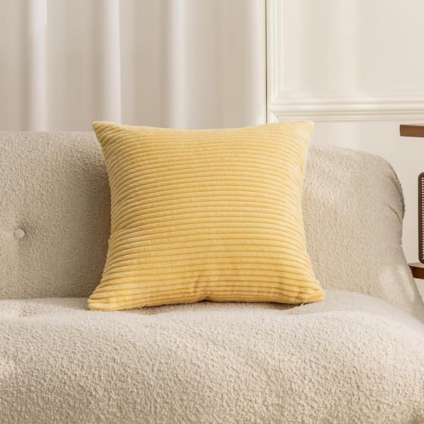 (Citrongul) Kuddset med 2 kuddfodral i sammet 45x45