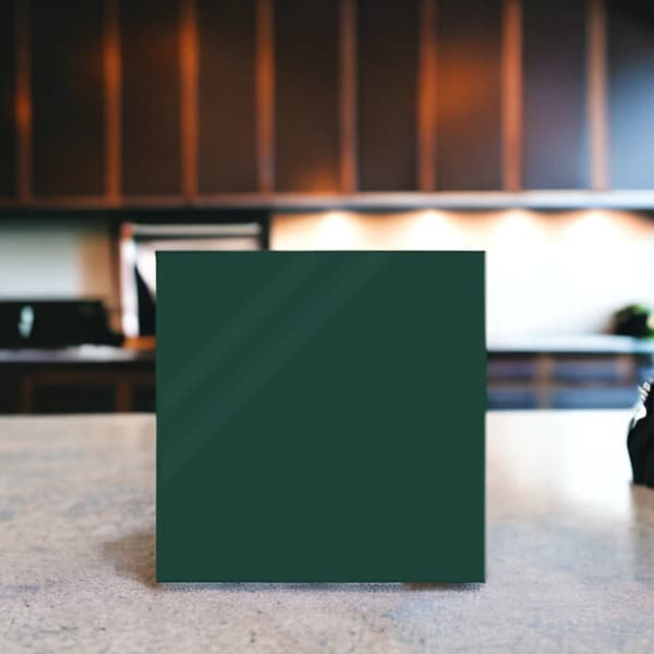 【BEMS】Kakeldekor 30-pack Mörkgrön, blank, 150x150 mm