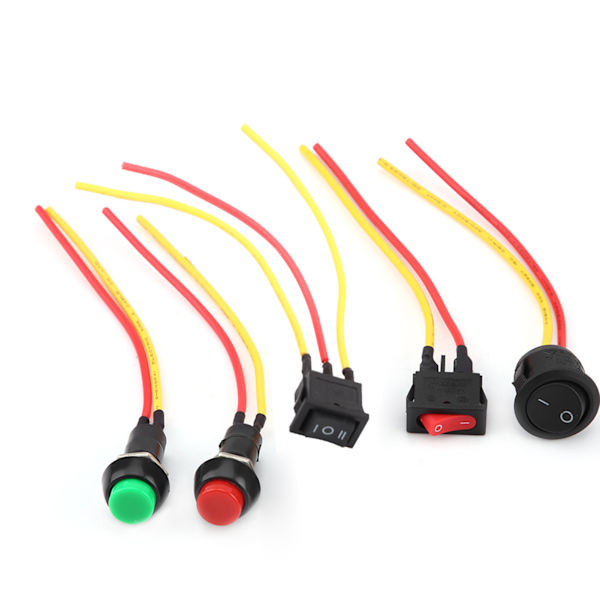 AC 6A/10A 250V 2 Kabelmonterad SPST På/Av Snäppknapp för Auto Boat Universal