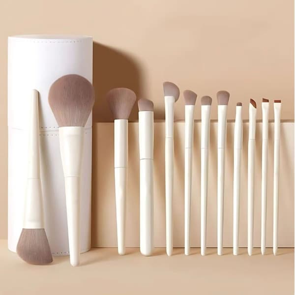 Technique PRO Cloud makeupbørstesæt - 12 professionelle makeupbørster med hvidt etui[BEMS]