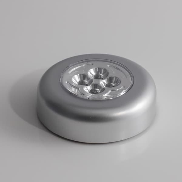 Set med 3 batteridrivna självhäftande spotlights med varmvitt ljus