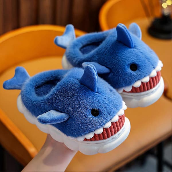 Kids Shark Slippers, Bløde varme hjemmesko, Slip-on Fluffy Sko til Vinter LGL Blå Blue 36-37