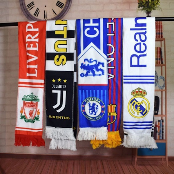 Fodboldfans souvenirs Real Madrid Liverpool Chelsea Juventus heppesjal