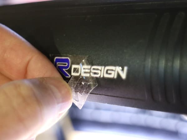 Emblem, R-Design, 1 x 5 cm R blå + DESIGN vita bokstäver 2-pack till Volvo 2