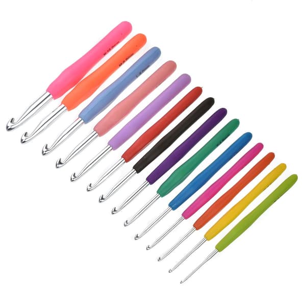 CE013 Set med 14 st. virknålar pluss stickmarkörer, måttband m. Rosa