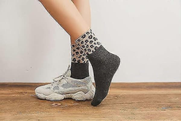 3 par leopardmønstrede crew-strømper Trendy dyremønstrede kjolestrømper Kompatibel med kvinder, dame