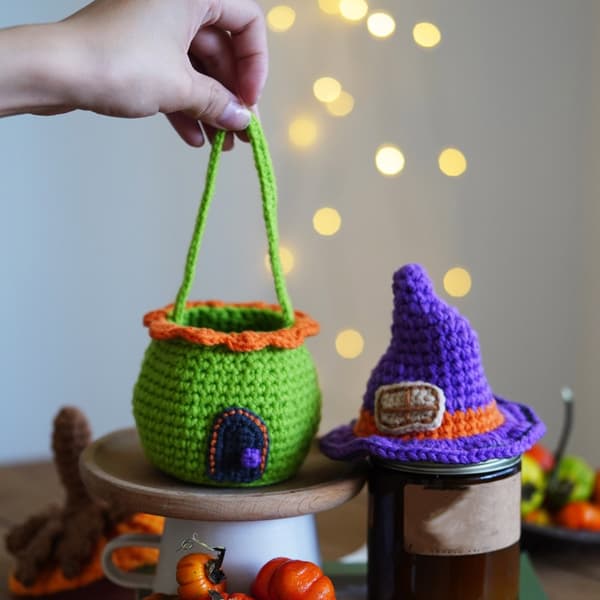 【BEMS】Halloween Crochet Kit with Video Instruction, Crochet Hook, Needle