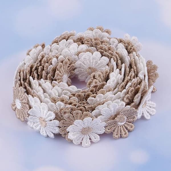 15 Yards/pose stoff blondebånd tusenfryd blomsterbroderi blondekant