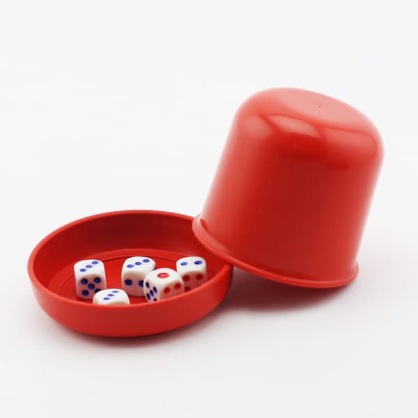 Tykt terningkoppsett med base og 5 terninger for bordspill i bar, rød Red Thick Dice Cup
