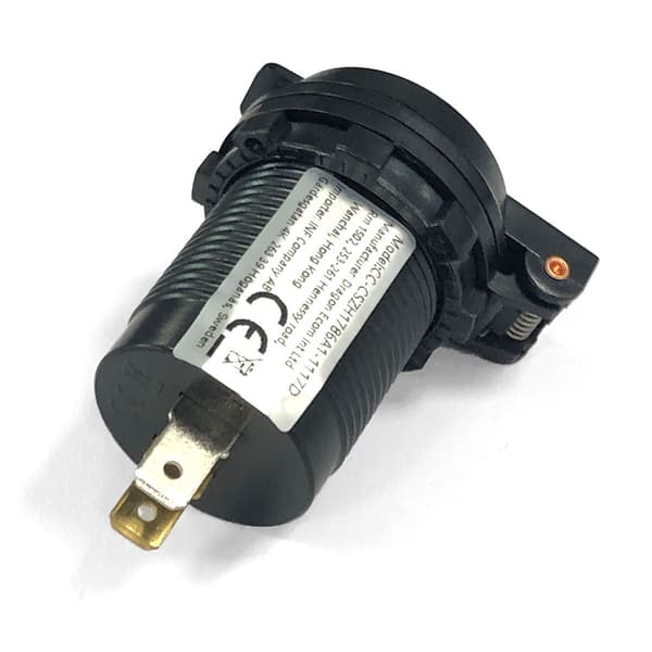 12V/24V billader QC3.0 dobbel USB, vanntett deksel, svart