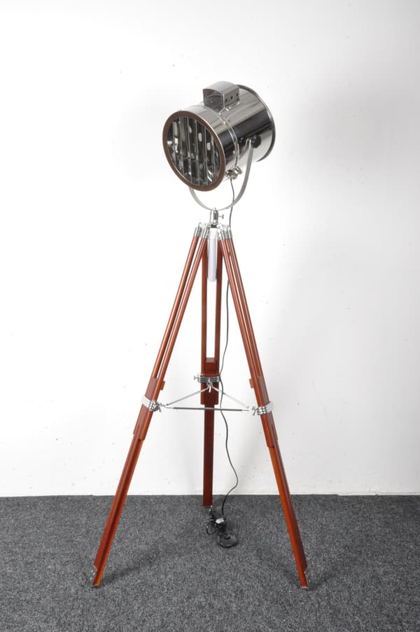 512 Studio Golvlampa brun/ 1695:-
