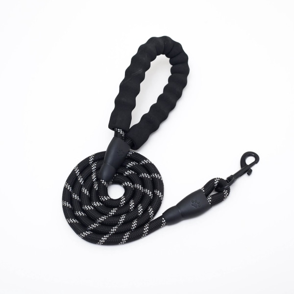 1,5 m svart hundkoppel med långt rep med vadderat handtag för små till stora hundar