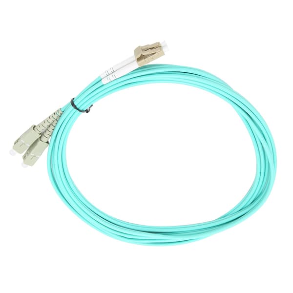 Optisk kabel multimod dubbelkärnig LC/UPC SC/UPC optisk fiber för dataöverföring.