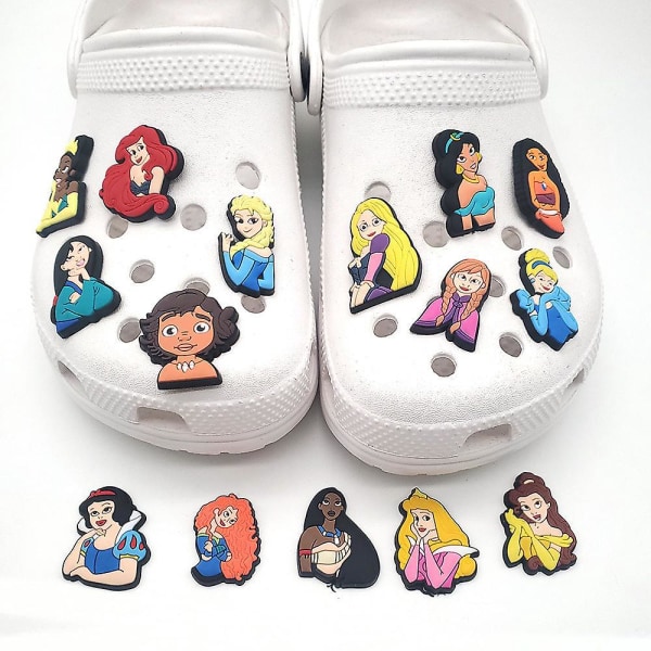 Disney Princess Crocs -kengät - 15 set: söpö kukkakenkäsolki, sarjakuvasuunnittelu, pehmeät kumiset puutarhakengät, korutarvikkeet