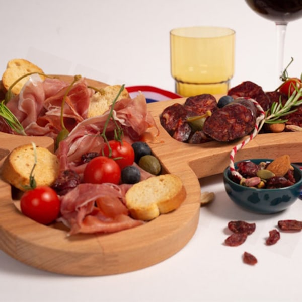 Trefat serveringsbrett i tre, unik formet serveringsbrett i tre, dekorasjon for fest, ferie, innflytting