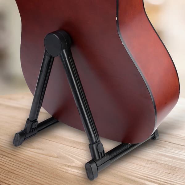 Bärbart hopfällbart A-ram universellt stativ för akustiska klassiska gitarrer