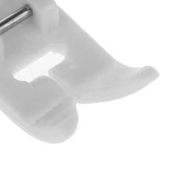 Universal pressarfot för hushållssymaskin Multifunktion Förhindra att fastnar pressarfot Vit