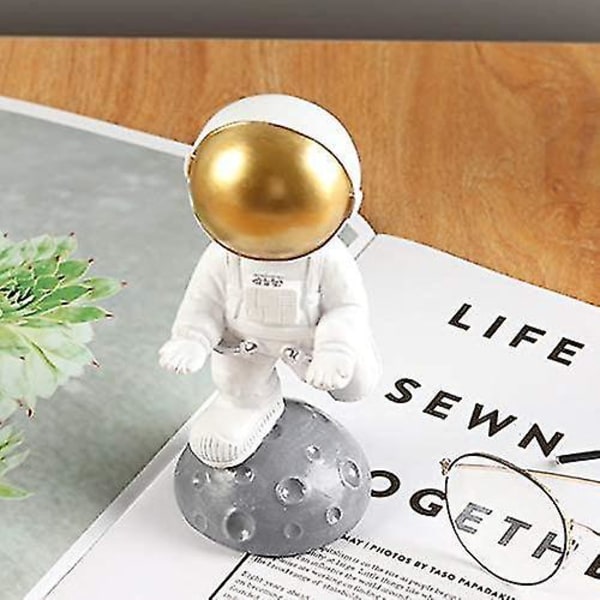 Astronaut Resin kynä ja silmälasipidike - Luova avaruusaiheinen taideteline sisustus