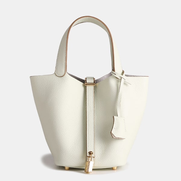 Lys Grønn Ku Skinn Bucket Bag med Romslig Lychee Tekstur Ideell for Daglig Bruk Light green
