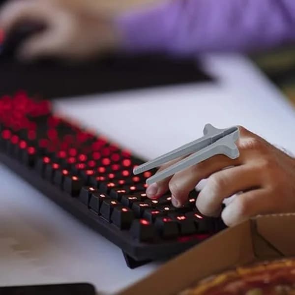 8-pack fingerklämmor, snacksklämmor för gamers, ett måste för den late
