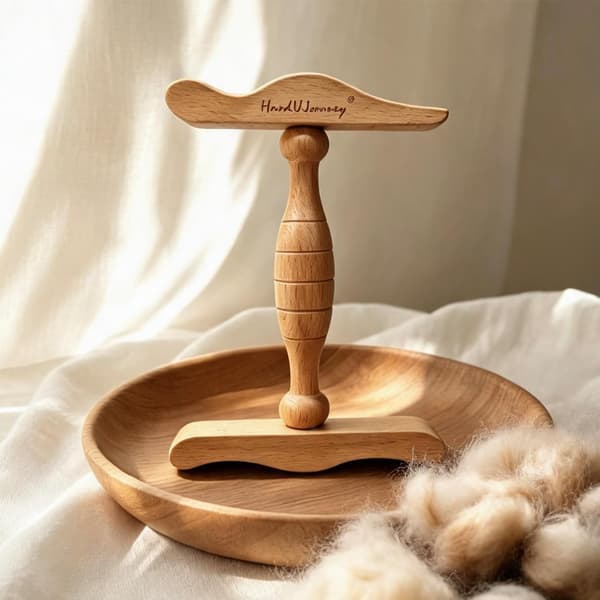 HAND U JOURNEY Mini Niddy Noddy, 24\" Garnvinda