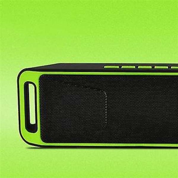 SC208 Bärbar Dual Speaker TF-kort Aux-in U Disk Röstmeddelande Trådlös