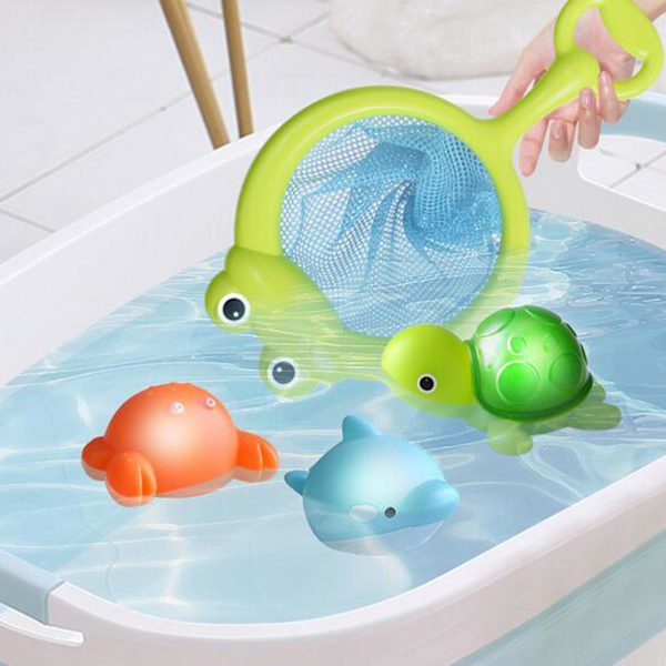 Baby Flytande Mjukt Gummi Djur Vattenbadkar Leksak Sprutar Sked-nät 1 set