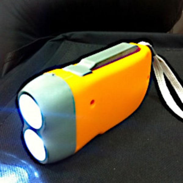 Ficklampa 2-LED med dynamo