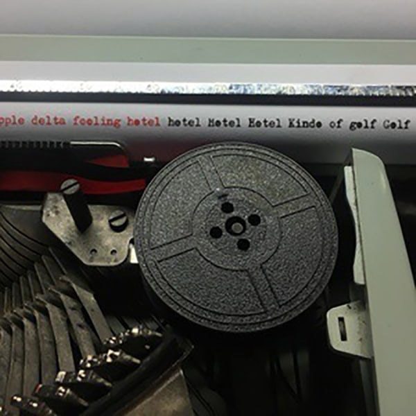 Universal rødt og sort bånd kompatibelt til skrivemaskineprint one size