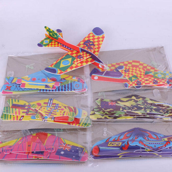 2st Nya Stretch Flying Glider Planes Barn Barn Leksaker Hela Multicolor 2pcs