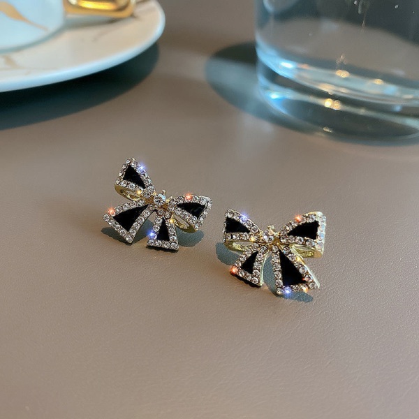 Rhinestone Bowknot Stud Earrings For Women Personality Unique D onesize