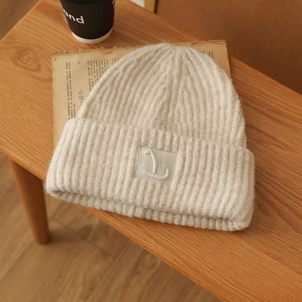 Vinterlue for kvinner og menn - Varm strikket lue i stretch Beige