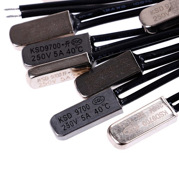 1 Stk KSD9700 temperaturafbryder termostatbeskytter normalt kl Black Normally Open 55°C