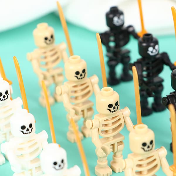 12st Skelett (raka armar / svängbara armar) Pirates Castle Bui Multicolor 12pcs