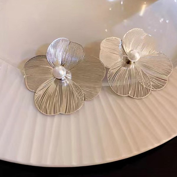 Store blomsterperleørering til kvinder Mode smykketilbehør onesize
