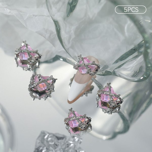 5 Stk DIY Nail Art Decoration Heart Of Thorns Retro Shiny Loving Pink one size