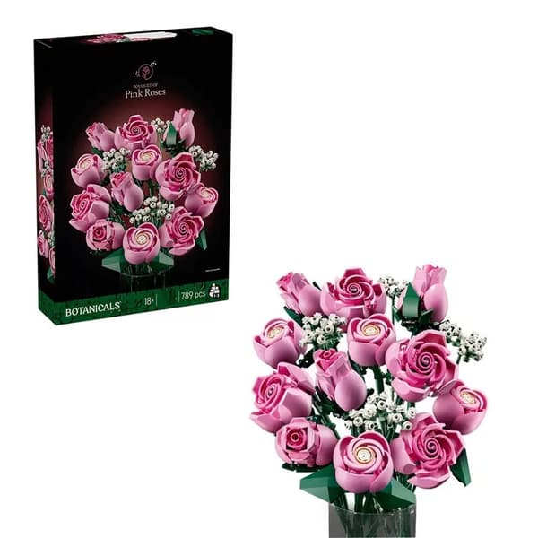 Vackert byggsatsset med rosa blombukett, inklusive blomsterdekorationer.