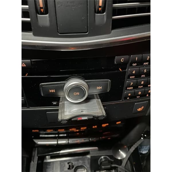 Anpassa bil SD för MP3-spelare Mercedes-Benz