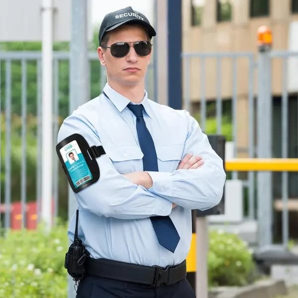 ID-korthållare i läder för arm (2-pack) – Justerbart elastiskt band, vattentätt armband för liftkort