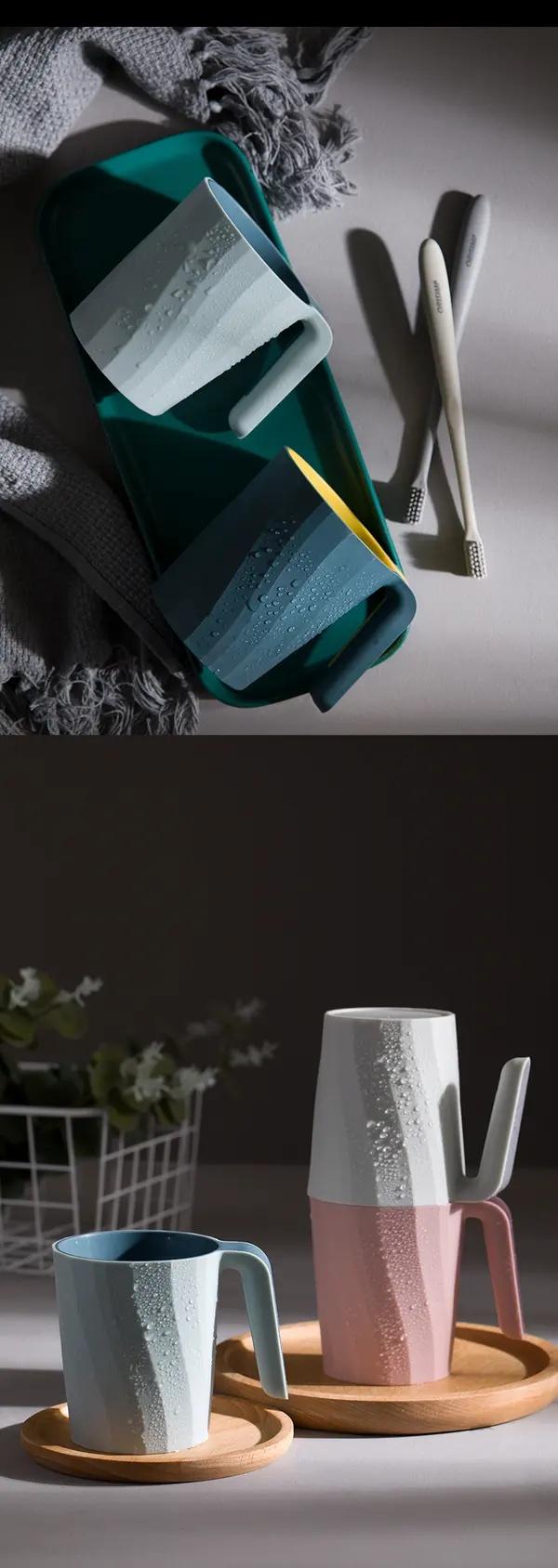 Kreativ minimalistisk munsköljkopp, randig, halkfri, blå.