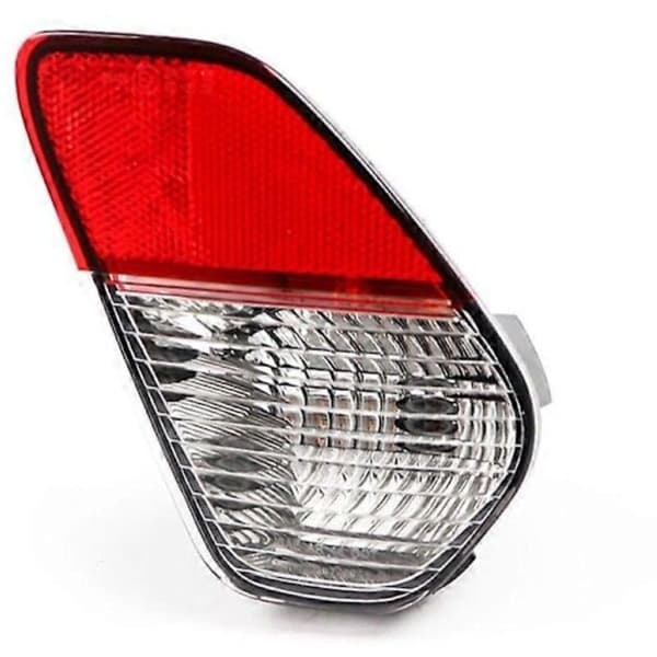 Dimljus bak för Mitsubishi Outlander 2015-2020 Artikelnummer: 8337A137 8337A136