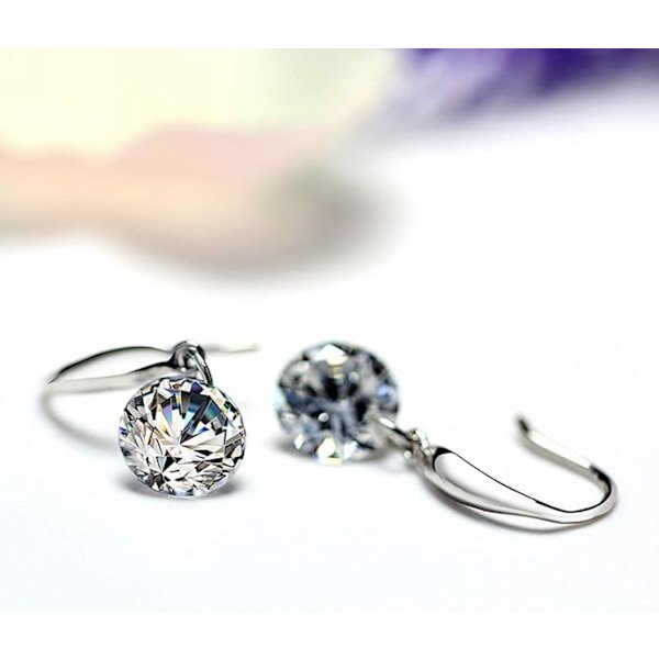 Damenohrringe aus Sterlingsilber.