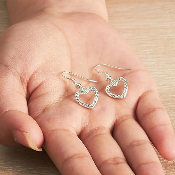 Silverpläterade hjärtformade ringörhängen, Zircondia®-kristaller.