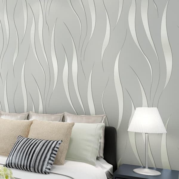 Rulle med modern och minimalistisk präglad non-woven tapet. 3D-mönster med vattenväxter för vardagsrum och sovrum. Silver och grå (0,53×10m)